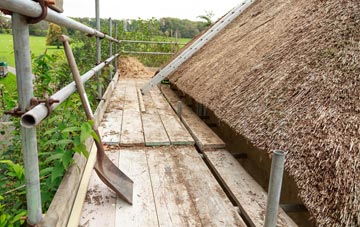 advantages of Baile Iochdrach thatch roofing
